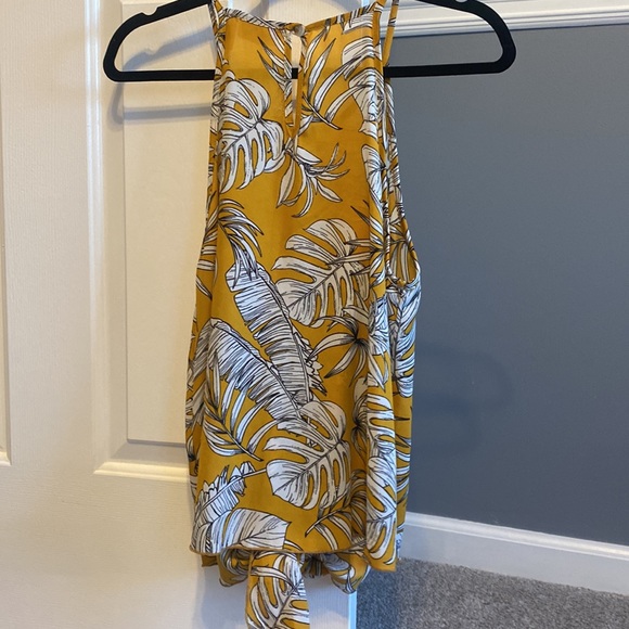 Willow & Root tank - Picture 2 of 2